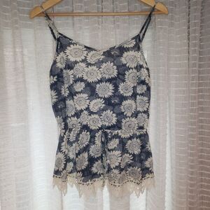 Fifty Street Floral Cotton Top Size M